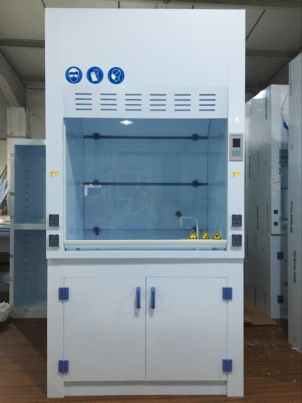 Custom Size Sinks PP Fume Hood 2350*1200*850mm For Food Research Labs